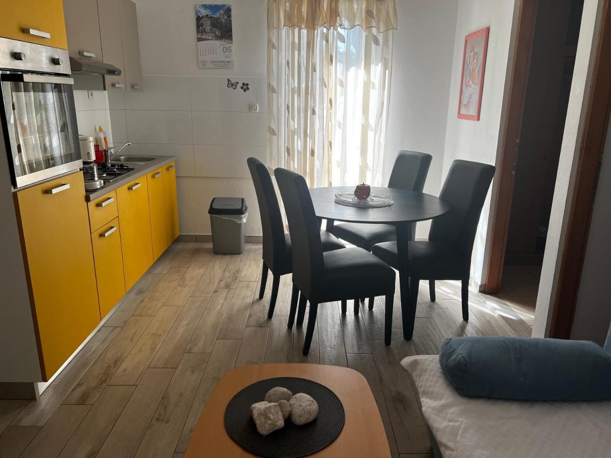 Arija 1 Lägenhet Senj  Exteriör bild